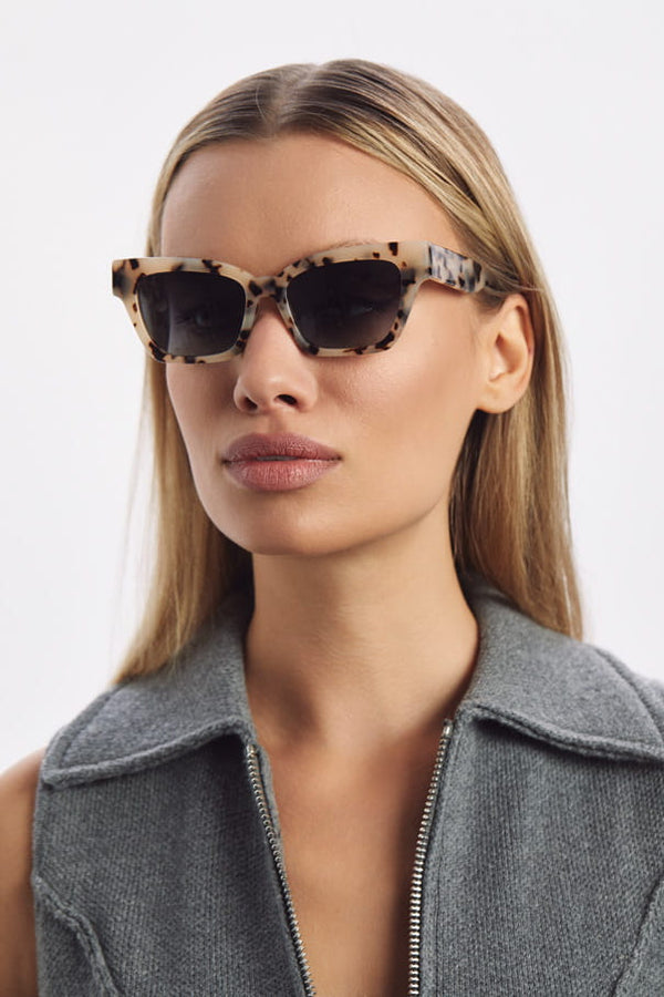 Okulary przeciwsłoneczne REGINA Beige